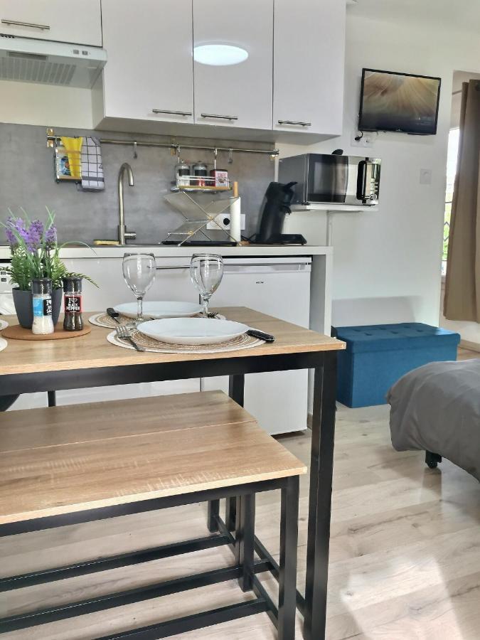 Bleu Lavande 1 - Appartement Cosy Ambiance Village Istres Zewnętrze zdjęcie