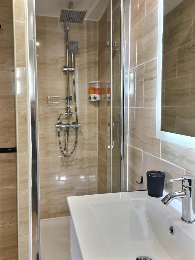 Bleu Lavande 1 - Appartement Cosy Ambiance Village Istres Zewnętrze zdjęcie